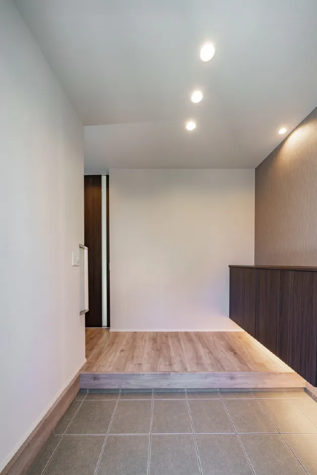 玄関収納／エントランス