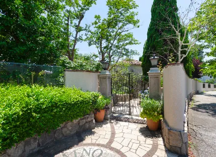 あざみ野うかい亭