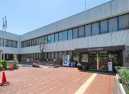 横浜市山内図書館