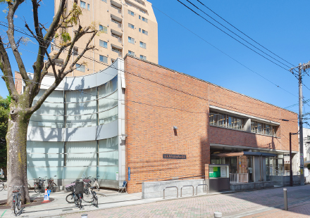 武蔵野市立吉祥寺図書館（徒歩17分／約1,300m〜約1,316ｍ）