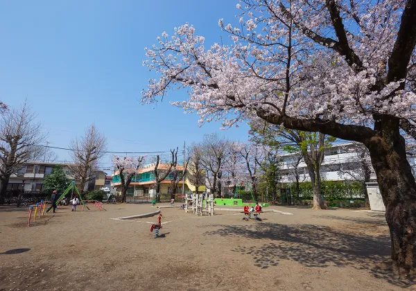上の原公園（徒歩3〜4分・約240m〜約281m）