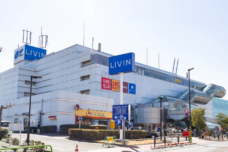 LIVIN OZ大泉店（リヴィン オズ）